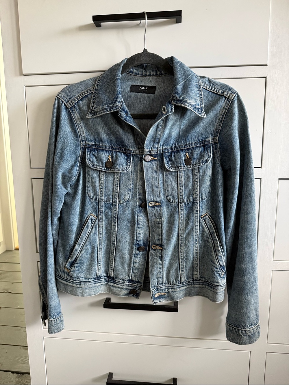 Able classic Denim Jean Jacket S